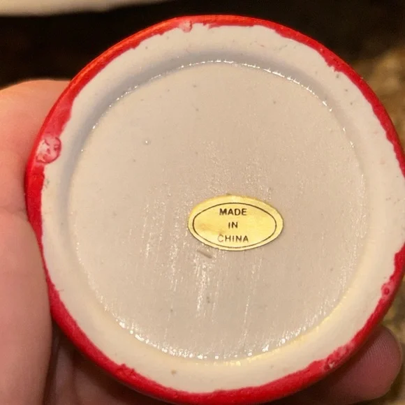 VINTAGE Woolworth Christmas Ceramic Candle
Drum Santa Claus Lid Hand Painted - Picture 9 of 10